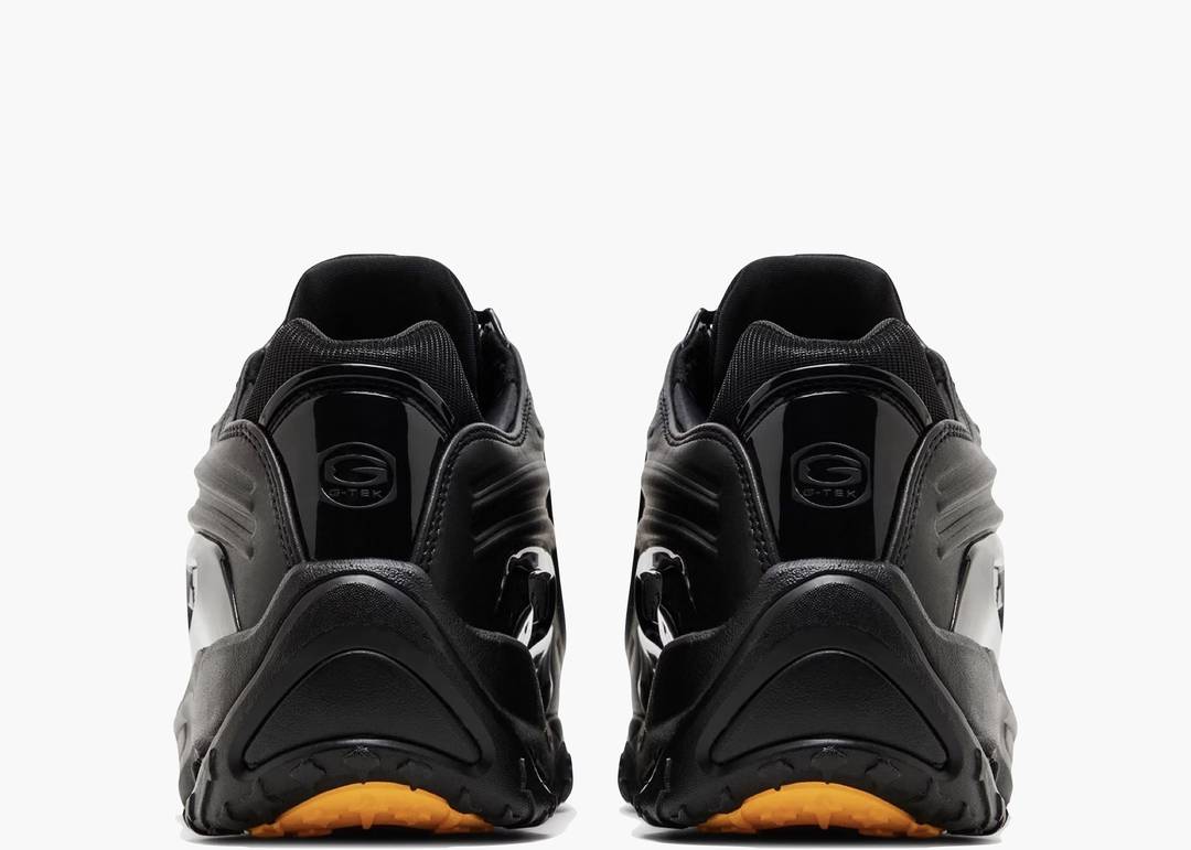Viral Sneaker