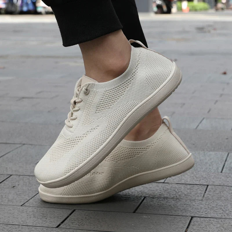 The Wide Toe AirMesh™ Trainer