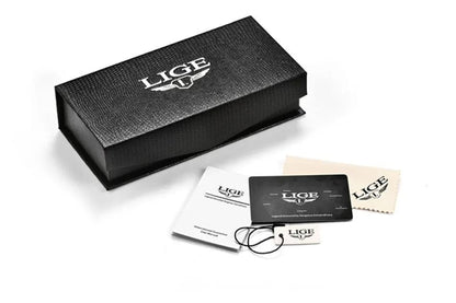 Vertus Men's Watch