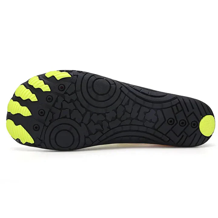 The Wide Toe AeroGrip™ Sneaker